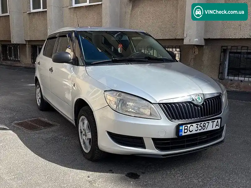 Skoda Fabia 2010, фото з оголошення 1 з 14, VIN TMBEH15J5BB501608