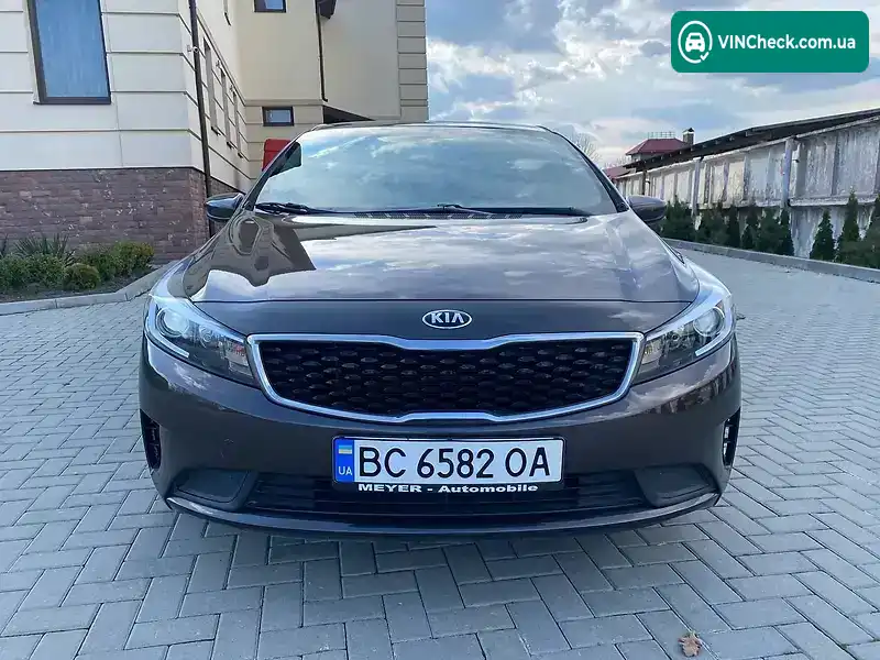 Kia Forte 2017, фото з оголошення 2 з 20, VIN 3KPFK4A74JE169213