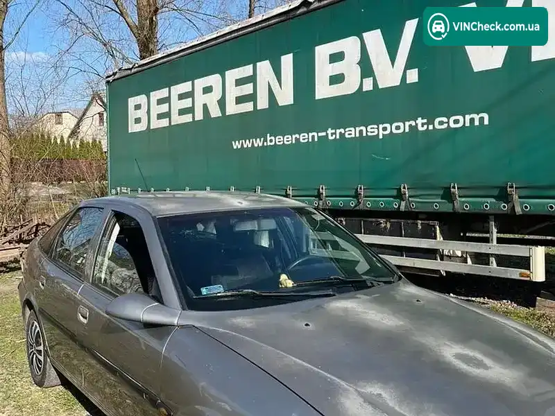 Opel Vectra 1997, фото з оголошення 1 з 14, VIN W0L000038V7018500