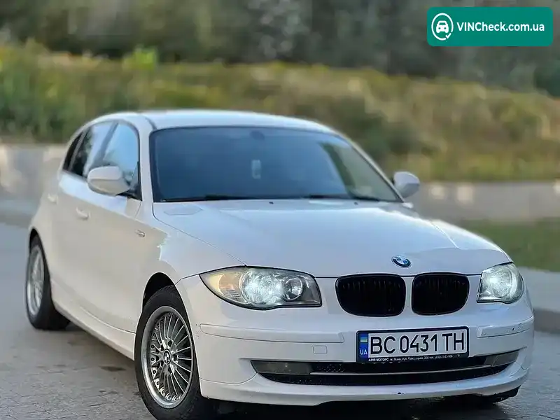 BMW 1 Series 2010, фото з оголошення 1 з 12, VIN WBAUH31090E409463