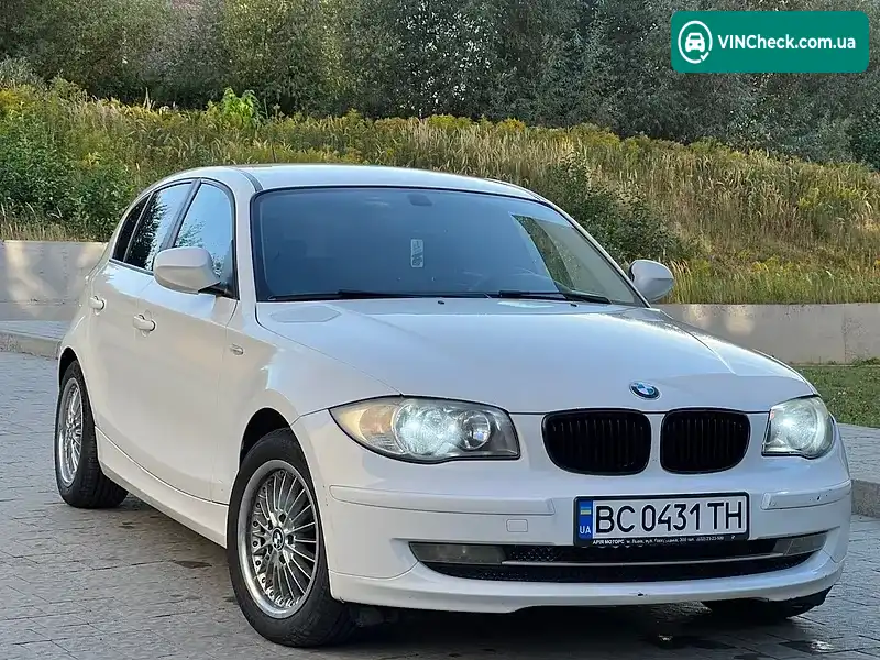 BMW 1 Series 2010, фото з оголошення 2 з 12, VIN WBAUH31090E409463