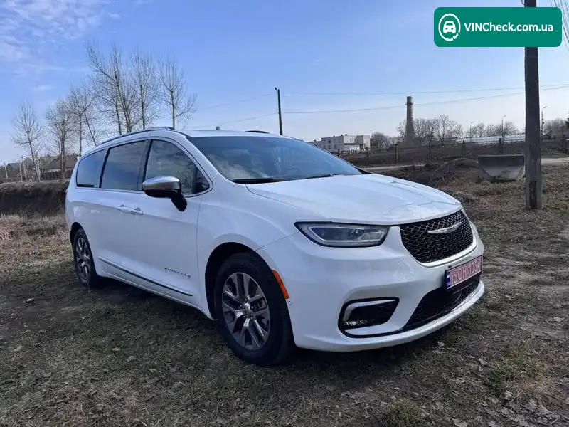 Chrysler Pacifica 2023, фото з оголошення 1 з 20, VIN 2C4RC1N70PR562779