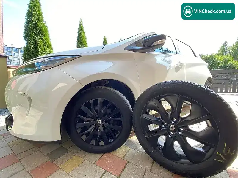 Renault Zoe 2016, фото з оголошення 2 з 18, VIN VF1AGVYB056025721