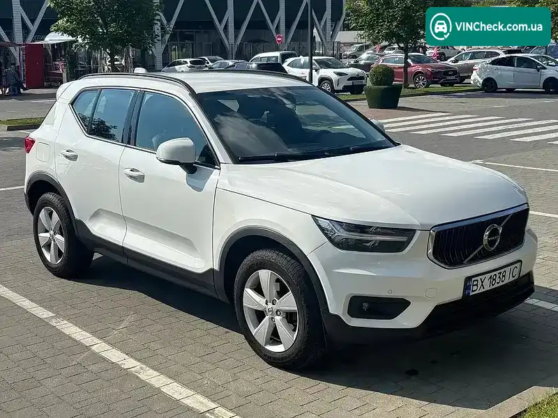 Volvo XC40 2019, фото з оголошення 1 з 20, VIN YV1XZ72BDL2277707