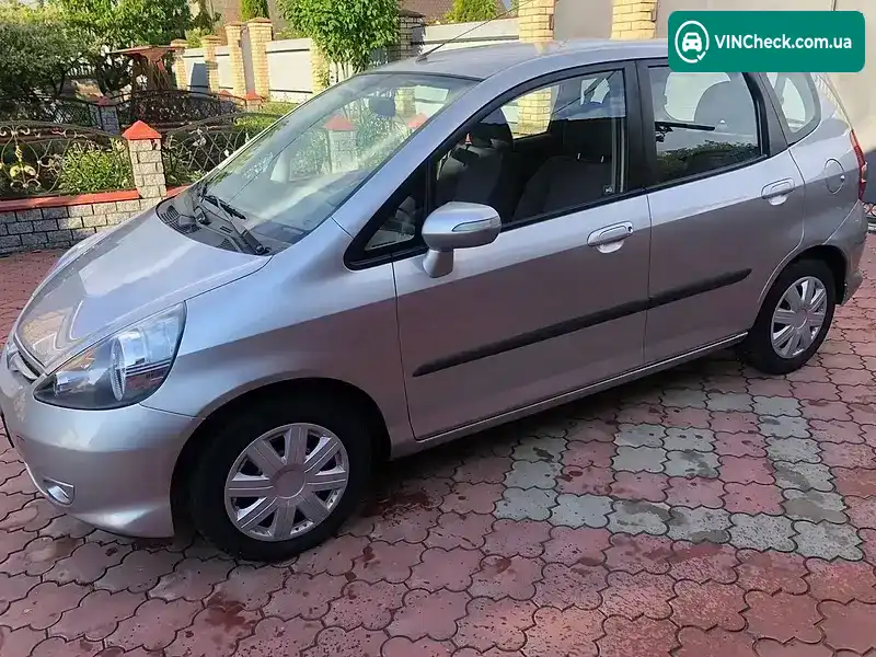 Honda Jazz 2008, фото з оголошення 2 з 16, VIN LUCGE385083216059