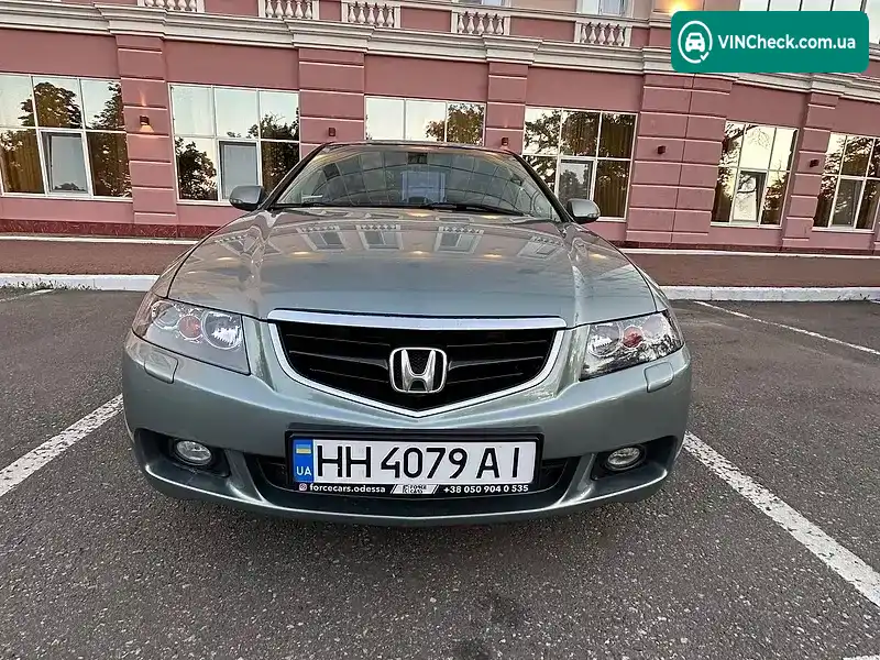 Honda Accord 2004, фото з оголошення 1 з 9, VIN JHMCL76404C216593