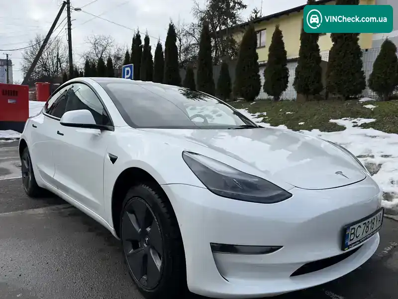 Tesla Model 3 2021, фото з оголошення 2 з 21, VIN 5YJ3E1EB5NF103082