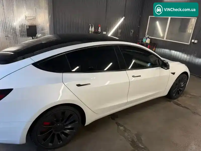 Tesla Model 3 2021, фото з оголошення 2 з 11, VIN 5YJ3E1EC5MF076277