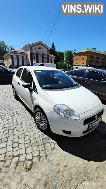 Fiat Punto 2011, фото з оголошення 2 з 11, VIN ZFA19900000844065