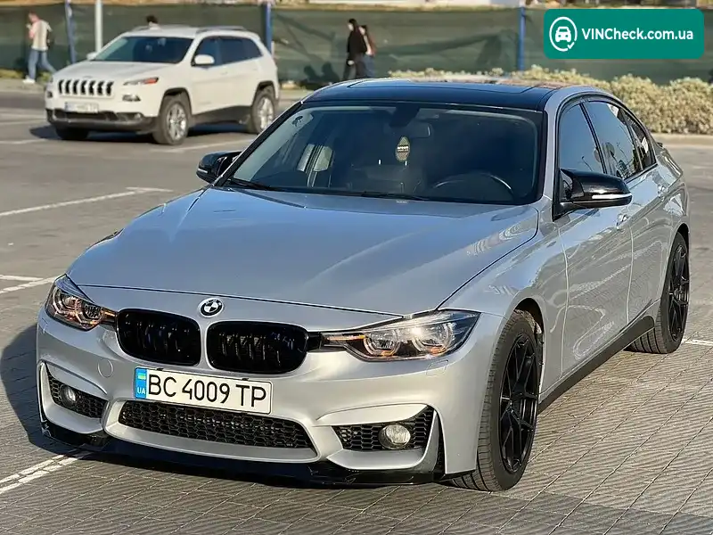 BMW 3 Series 2014, фото з оголошення 2 з 16, VIN WBA3B5C5XFP652987