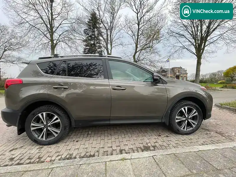 Toyota RAV4 2013, фото з оголошення 2 з 15, VIN 2T3DFREV5DW086769