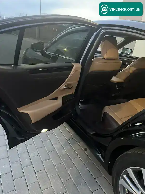 Lexus ES 2018, фото з оголошення 2 з 20, VIN JTHB11B1702000890