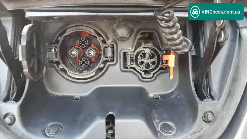 Nissan Leaf 2015, фото з оголошення 1 з 20, VIN 1N4AZ0CP4FC328957