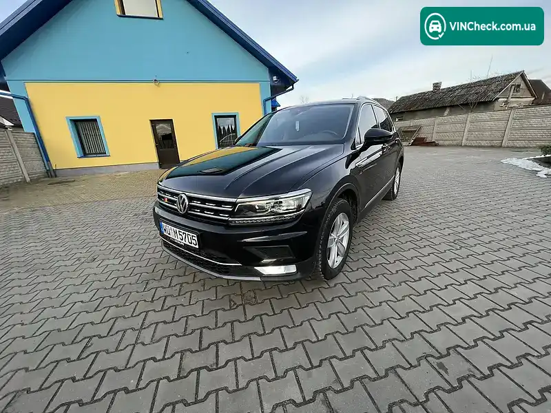 Volkswagen Tiguan 2017, фото з оголошення 1 з 20, VIN WVGZZZ5NZHW816138