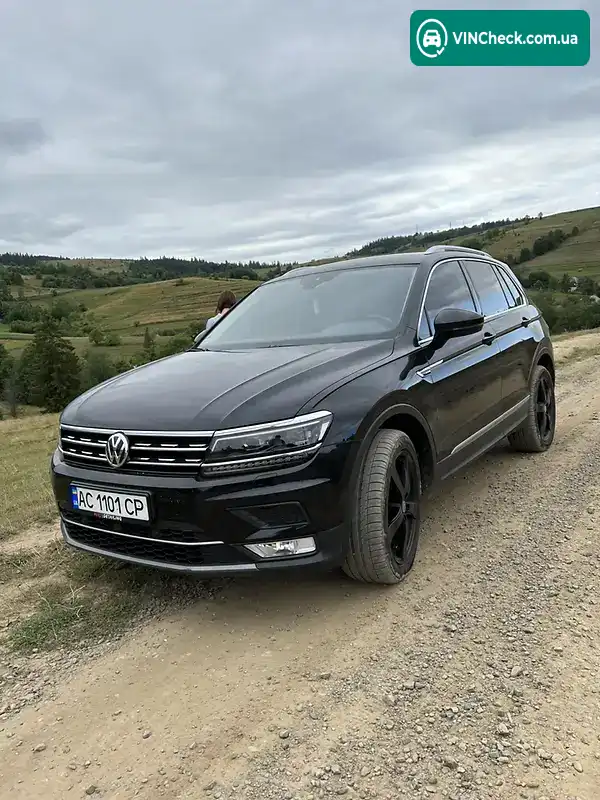 Volkswagen Tiguan 2017, фото з оголошення 2 з 20, VIN WVGZZZ5NZHW816138