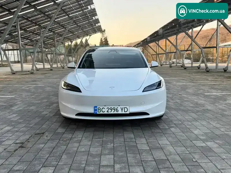 Tesla Model 3 2024, фото з оголошення 2 з 19, VIN 5YJ3E1EA0SF903551