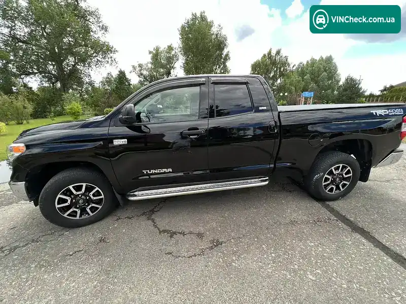 Toyota Tundra 2017, фото з оголошення 1 з 18, VIN 5TFUW5F13HX632751