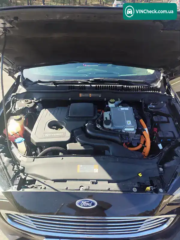 Ford Fusion 2019, фото з оголошення 1 з 20, VIN 3FA6P0LU1KR261795
