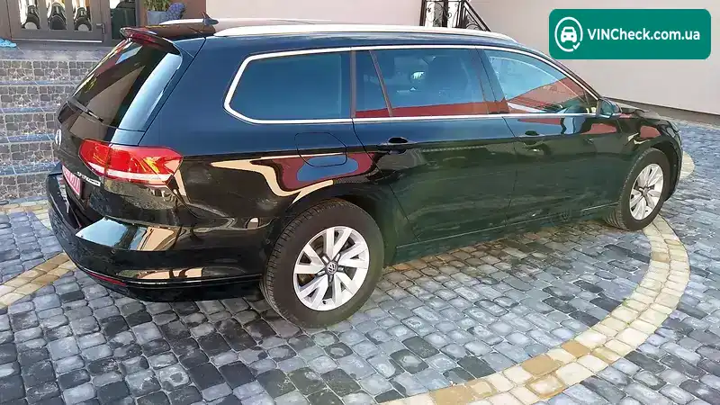 Volkswagen Passat 2015, фото з оголошення 2 з 20, VIN WVWZZZ3CZFP402523