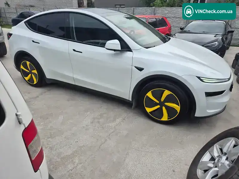 Tesla Model Y 2025, фото з оголошення 2 з 7, VIN XP7YGCEK3SB609368
