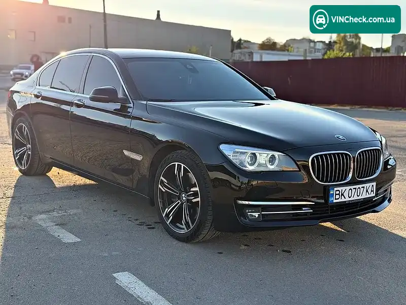 BMW 7 Series 2012, фото з оголошення 1 з 14, VIN WBAYC41050DZ74191