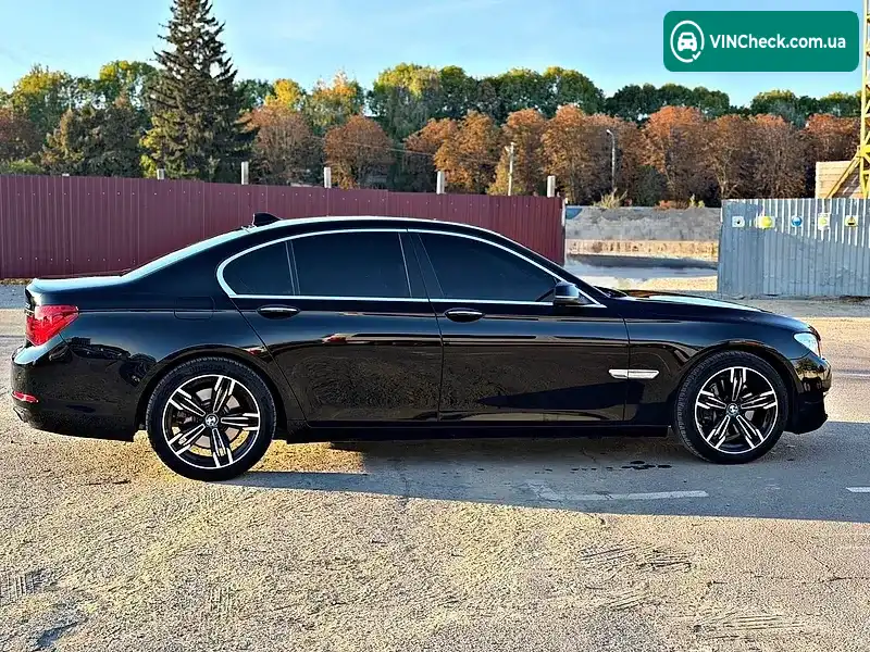 BMW 7 Series 2012, фото з оголошення 2 з 14, VIN WBAYC41050DZ74191