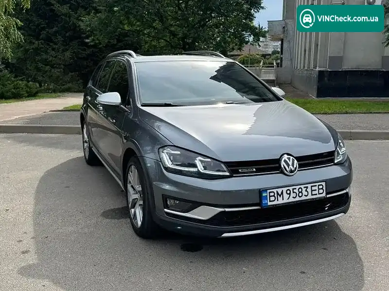 Volkswagen Golf 2017, фото з оголошення 2 з 20, VIN 3VWH17AU4HM526440