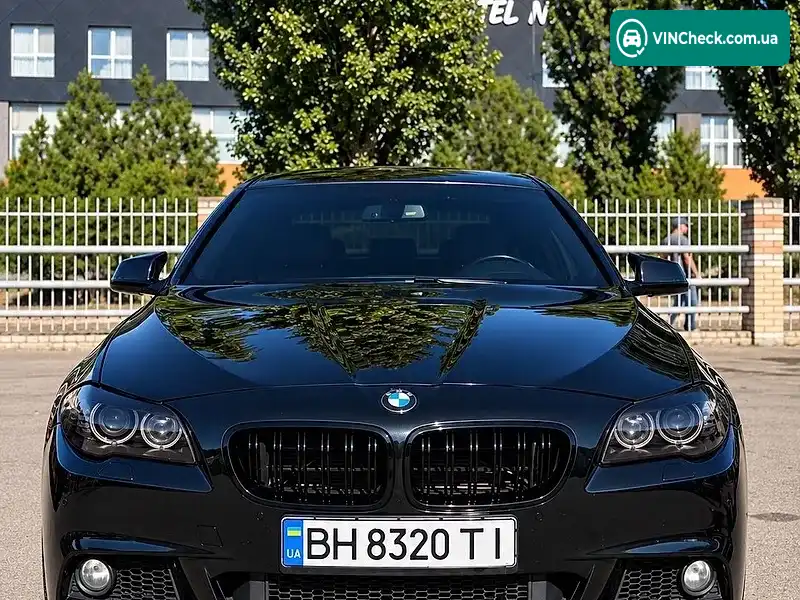 BMW 5 Series 2012, фото з оголошення 1 з 11, VIN WBAFR7C56CC808420
