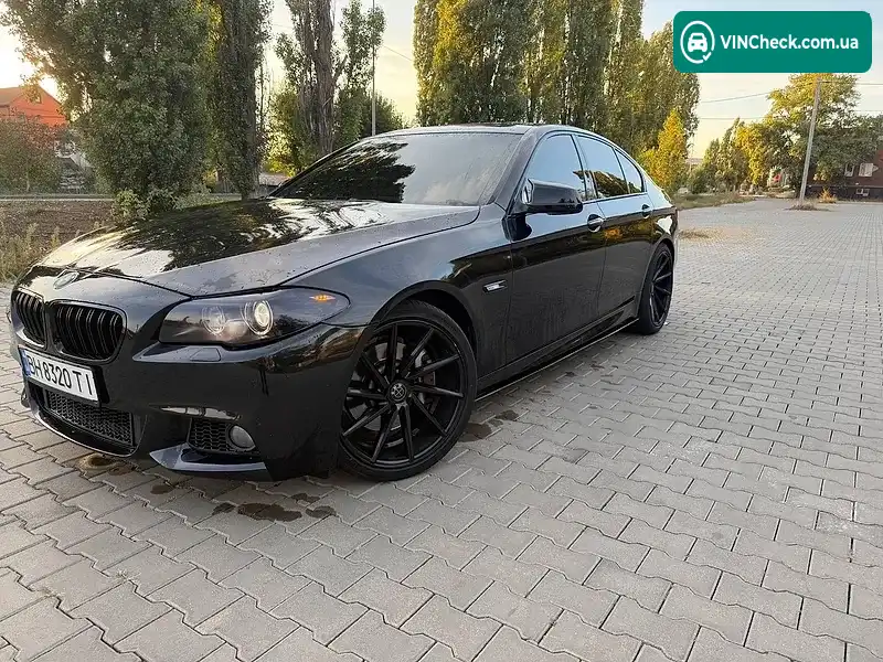 BMW 5 Series 2012, фото з оголошення 2 з 11, VIN WBAFR7C56CC808420