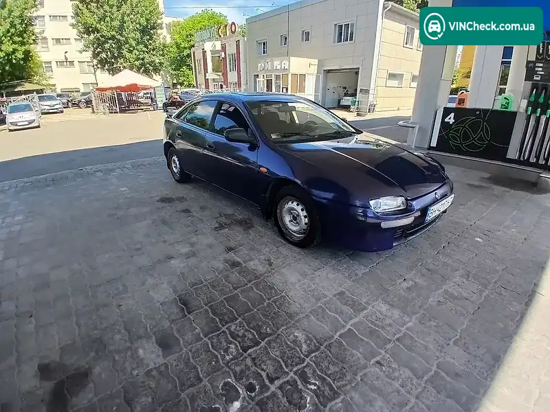 Mazda 323 1995, фото з оголошення 2 з 8, VIN JMZBA145201304793