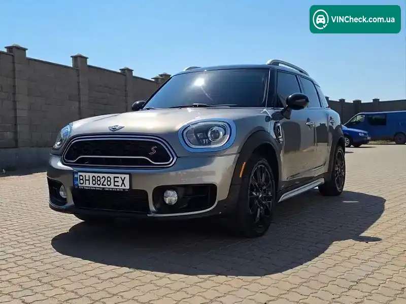 MINI Cooper 2018, фото з оголошення 1 з 20, VIN WMZYT3C31J3E93563