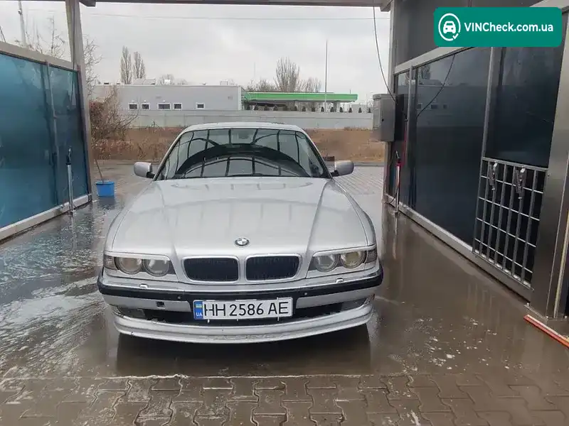 BMW 7 Series 2000, фото з оголошення 1 з 9, VIN WBAGE810X0DB83557