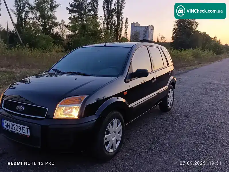 Ford Fusion 2005, фото з оголошення 2 з 21, VIN WF0UXXGAJU5D64837