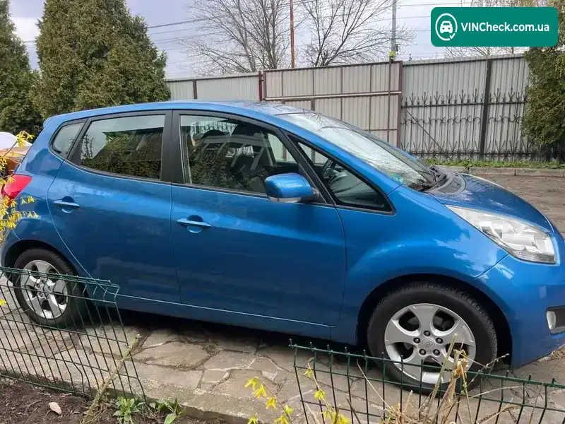 Kia Venga 2010, фото з оголошення 2 з 10, VIN TMAEH812ABJ035969