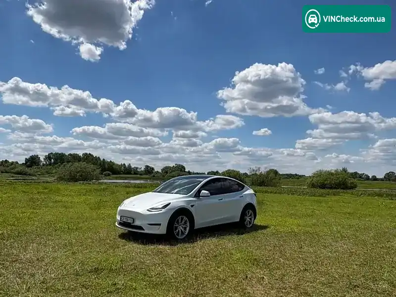 Tesla Model Y 2020, фото з оголошення 2 з 20, VIN 5YJYGDEE9LF054591