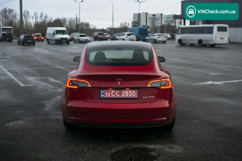 Tesla Model 3 2022, фото з оголошення 2 з 17, VIN 5YJ3E1EB8NF186538