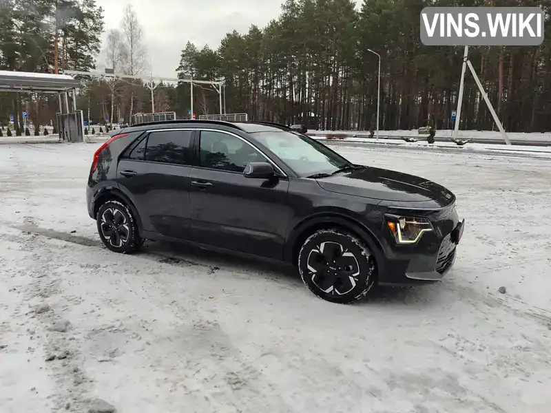 Kia Niro 2023, фото з оголошення 2 з 21, VIN KNDCR3L15P5045618