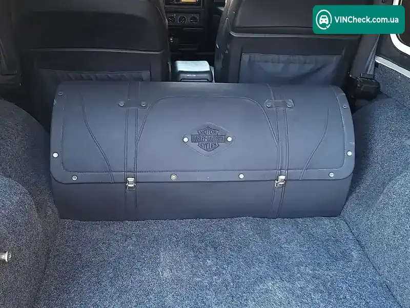 Jeep Wrangler 2002, фото з оголошення 2 з 11, VIN 1J4FA39S82P749419