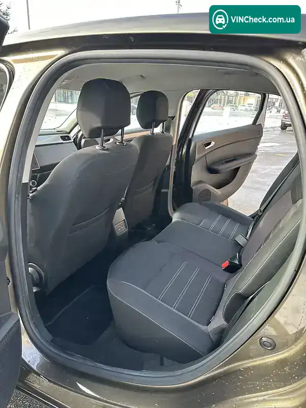 Renault Arkana 2020, фото з оголошення 2 з 13, VIN Y9ZRJC2C865908661