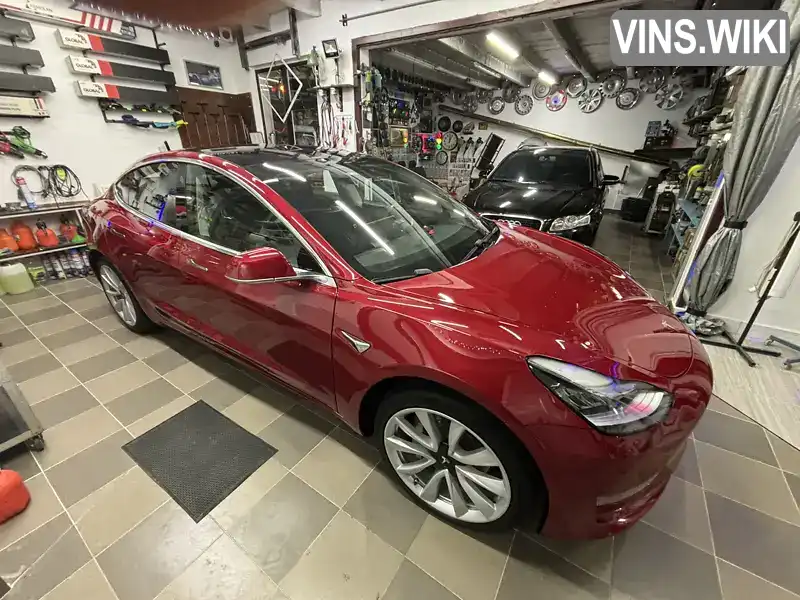 Tesla Model 3 2018, фото з оголошення 1 з 11, VIN 5YJ3E1EA1JF008021