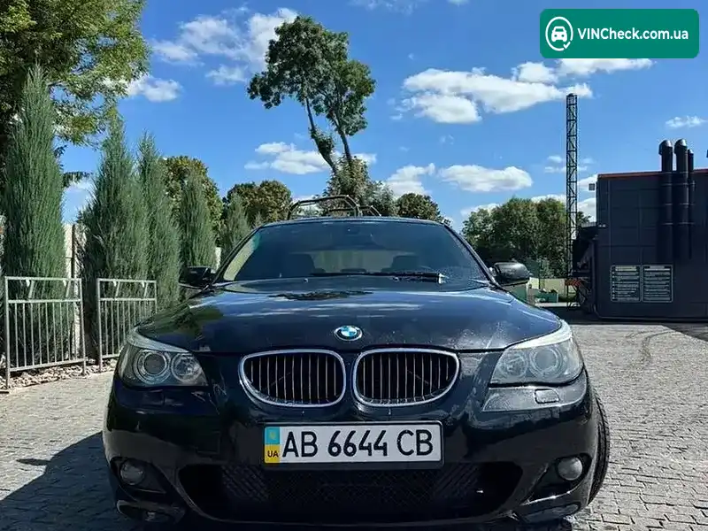 BMW 5 Series 2006, фото з оголошення 1 з 17, VIN WBANE31000B953249