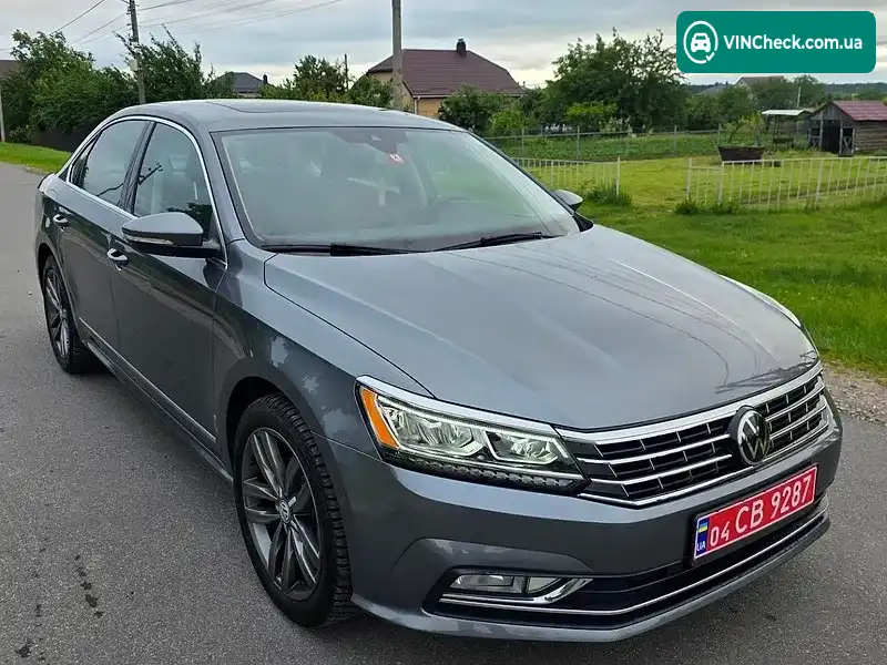 Volkswagen Passat 2016, фото з оголошення 2 з 20, VIN 1VWCT7A37HC027757