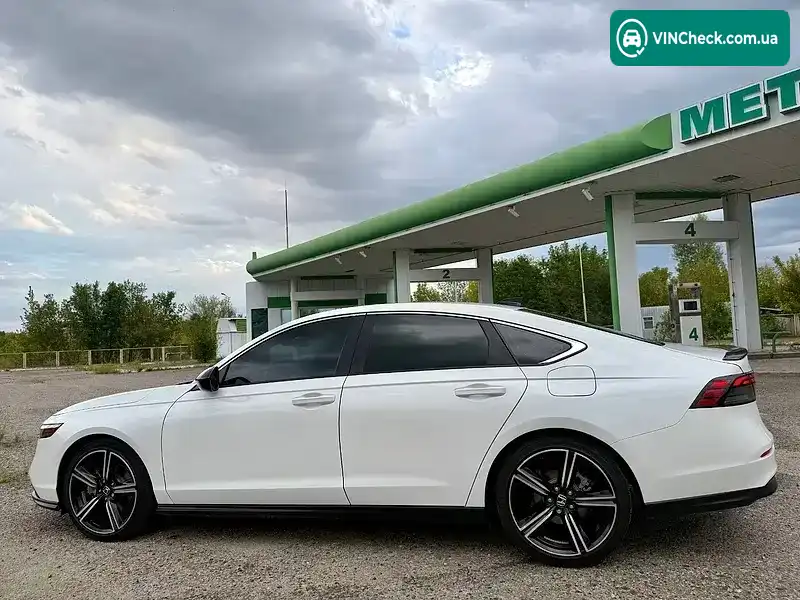 Honda Accord 2023, фото з оголошення 2 з 20, VIN 1HGCY2F53PA038929