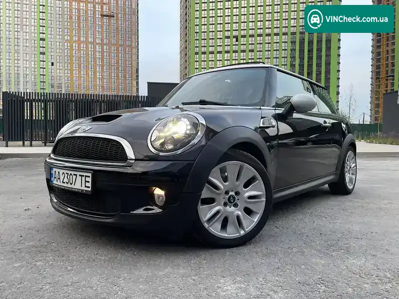 MINI Hatch 2010, фото з оголошення 1 з 20, VIN WMWSV31050TY64967