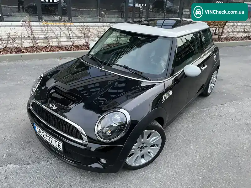 MINI Hatch 2010, фото з оголошення 2 з 20, VIN WMWSV31050TY64967