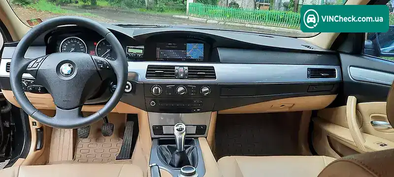 BMW 5 Series 2007, фото з оголошення 2 з 5, VIN WBAPX31060CX38391