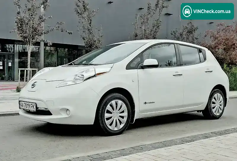 Nissan Leaf 2015, фото з оголошення 1 з 20, VIN 1N4AZ0CP2FC301885