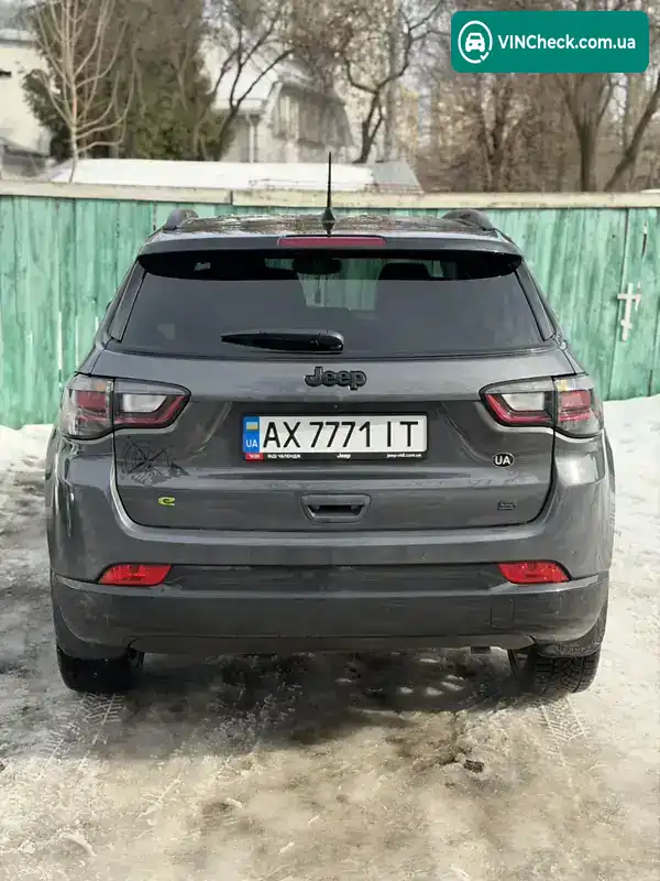 Jeep Compass 2024, фото з оголошення 2 з 10, VIN ZACNJECA5RPT01324