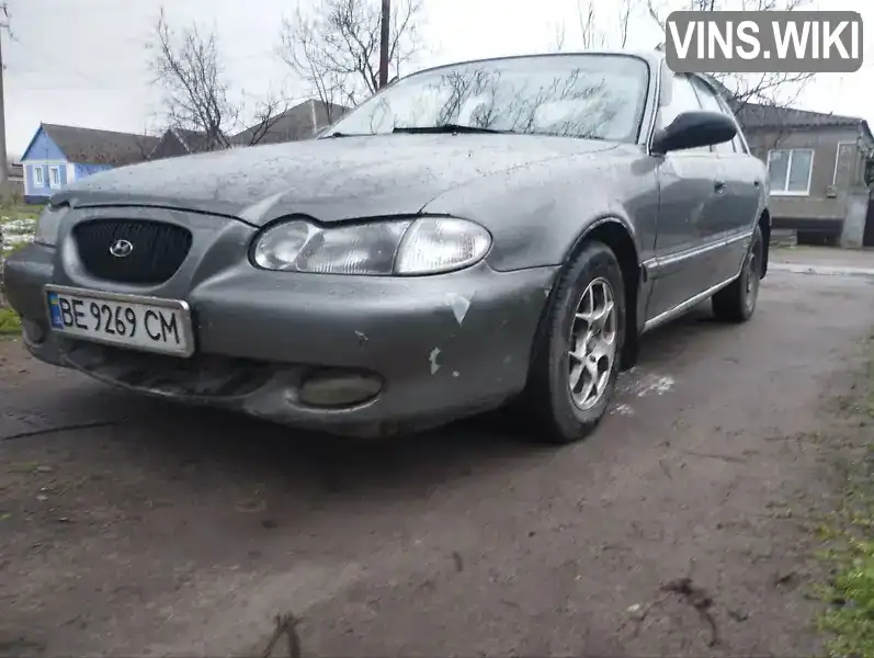 Hyundai Sonata 1997, фото з оголошення 2 з 15, VIN KMHCF21FPWU880682