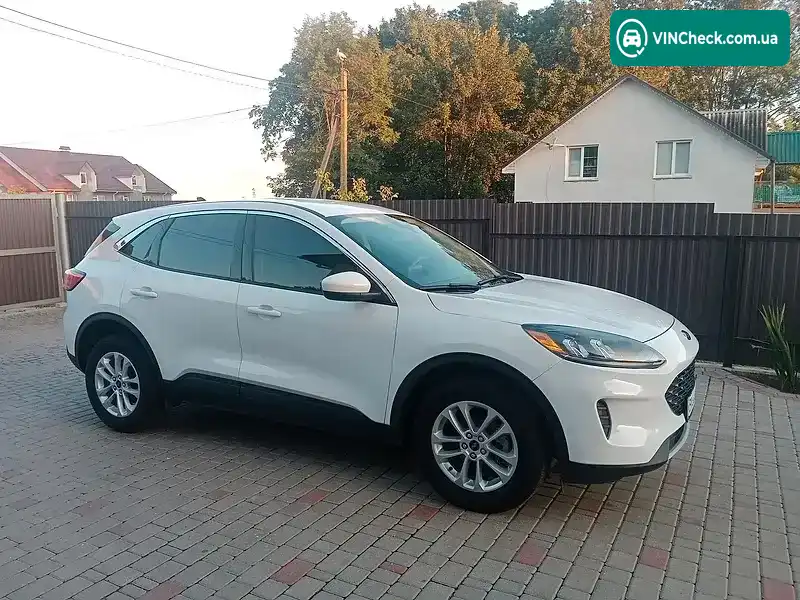 Ford Escape 2021, фото з оголошення 2 з 14, VIN 1FMCU9BZXMUA89202